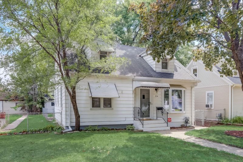 5154 Girard Ave N, Minneapolis, MN 55430