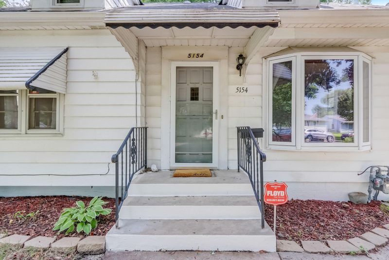 5154 Girard Ave N, Minneapolis, MN 55430