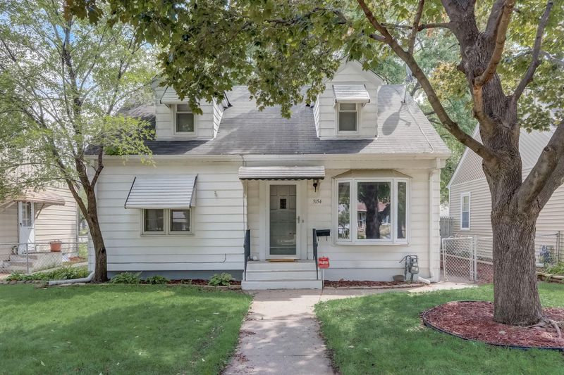 5154 Girard Ave N, Minneapolis, MN 55430