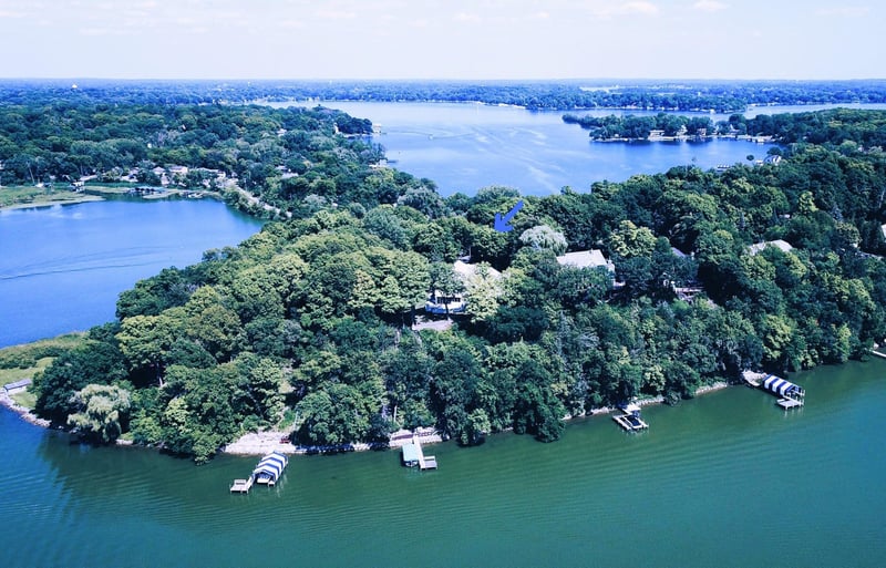 3265 Eagle Bluff Rd, Mound, MN 55364