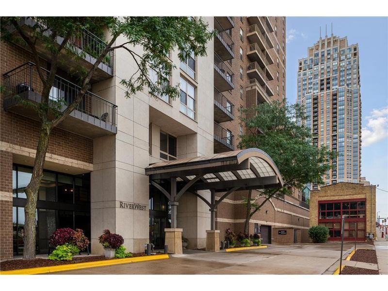 401 S 1st St #109, Minneapolis, MN 55401