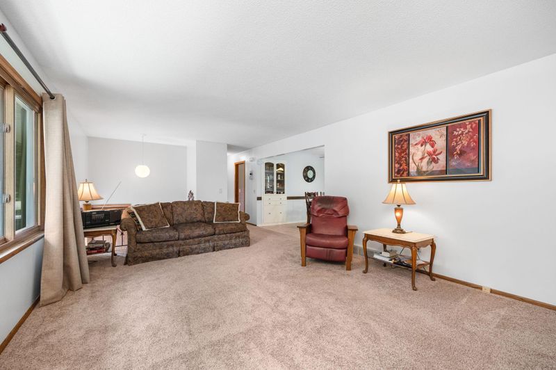3027 8th Ave, Anoka, MN 55303
