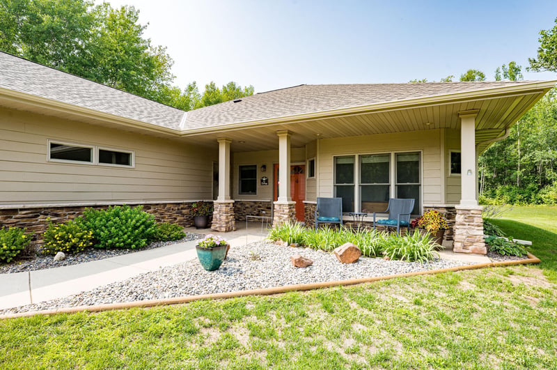 210 Birch Ln S, Coleraine, MN 55722