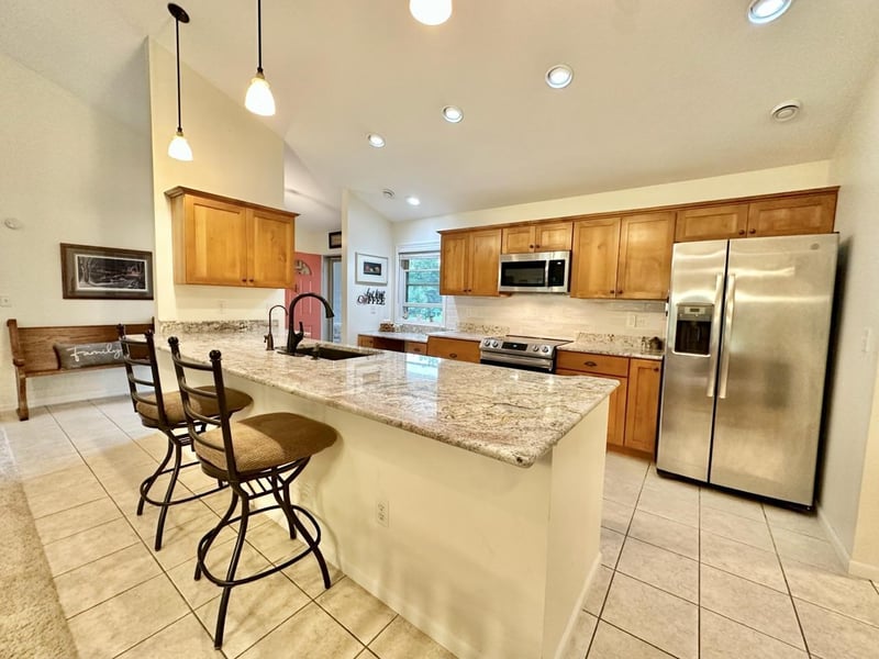 210 Birch Ln S, Coleraine, MN 55722