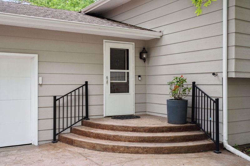 618 Vireo Ln, Maple Lake, MN 55358