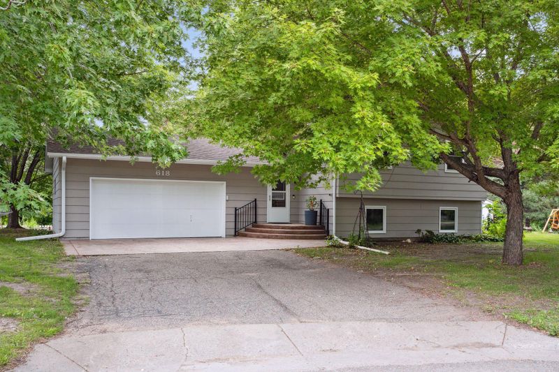 618 Vireo Ln, Maple Lake, MN 55358