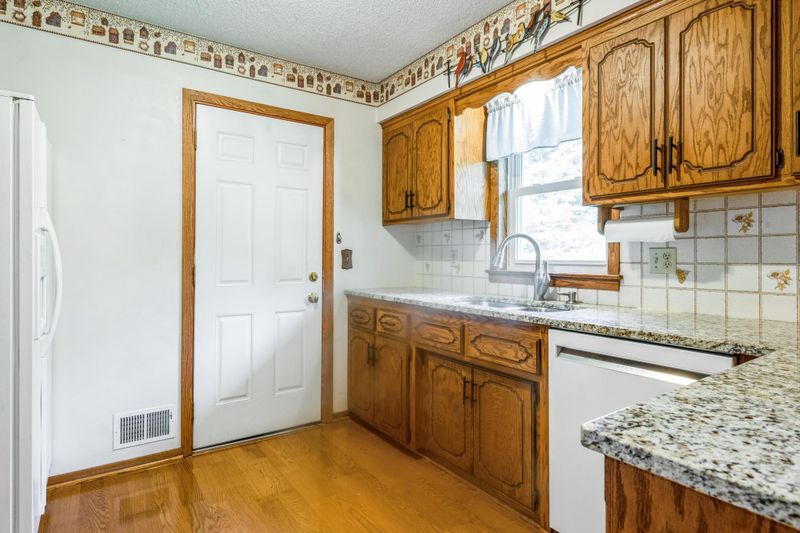 401 117th Ave NW, Coon Rapids, MN 55448