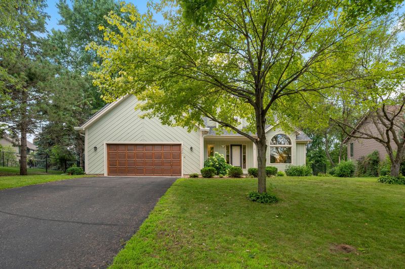 12881 Floral Ave, Apple Valley, MN 55124