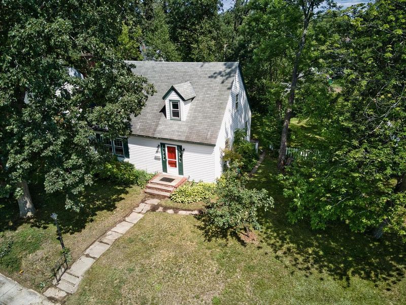 1010 NW 4th Ave, Grand Rapids, MN 55744