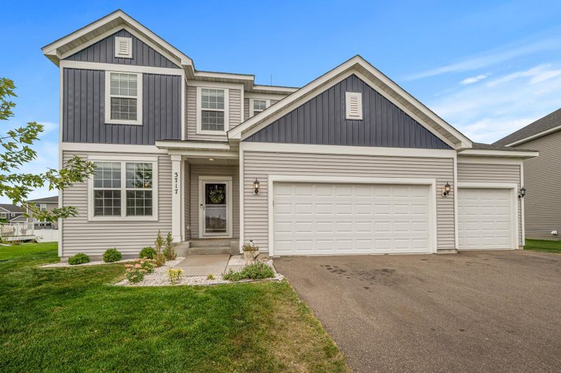 3717 112th Ln NE, Blaine, MN 55449