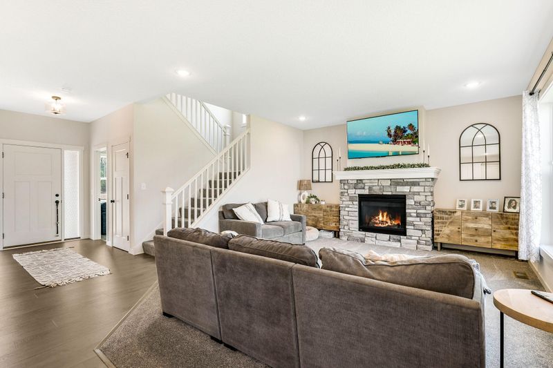 14412 University Ave NW, Andover, MN 55304