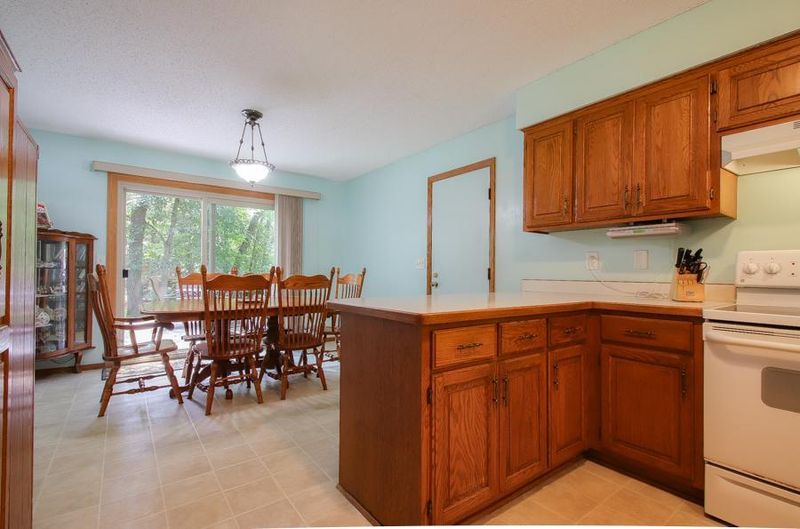 1 Pleasant View Ln, Circle Pines, MN 55014