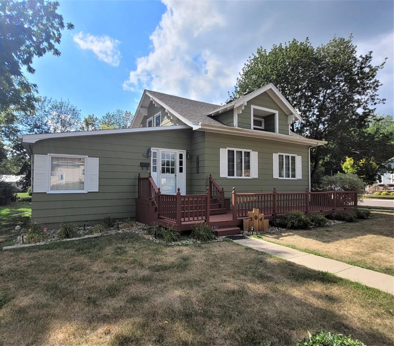 504 4th Ave SW, Pipestone, MN 56164