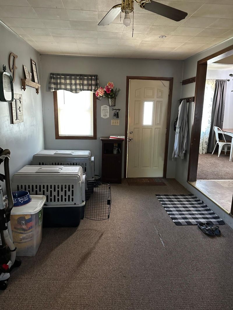 718 E Wyoming St, Redwood Falls, MN 56283