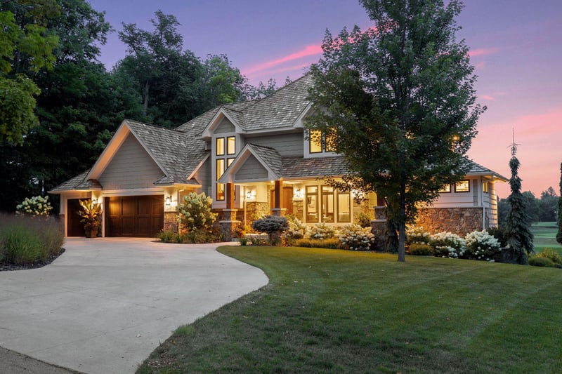 10 Myrtlewood Rd, Orono, MN 55391