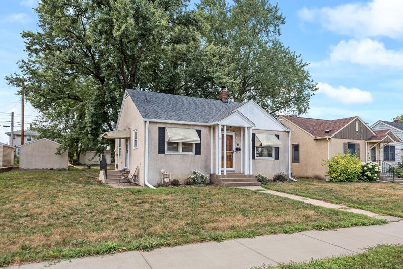 1558 Margaret St, Saint Paul, MN 55106