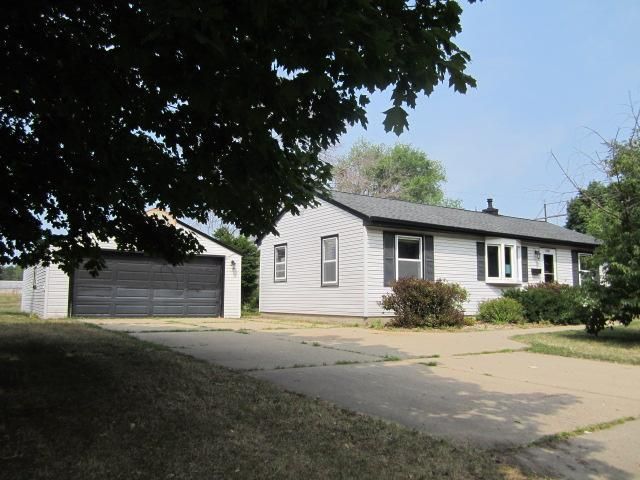 9120 Columbus Ave S, Bloomington, MN 55420