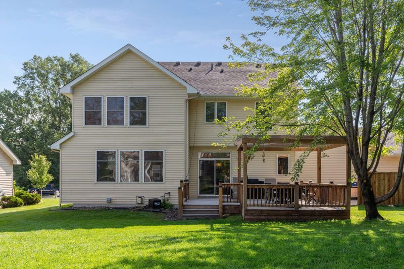 13243 Georgia Dr, Apple Valley, MN 55124