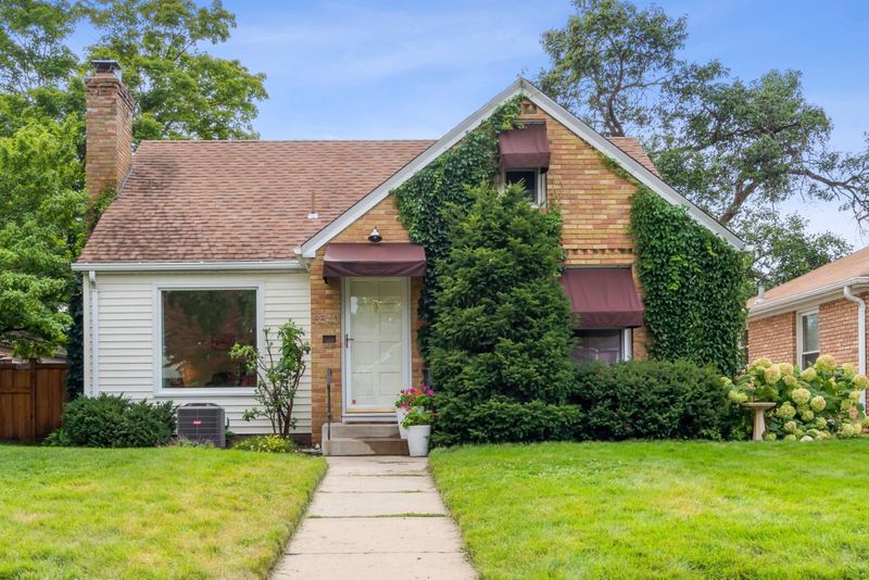 5540 Newton Ave S, Minneapolis, MN 55419