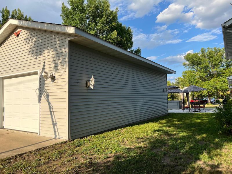 900 7th Ave SW, Little Falls, MN 56345