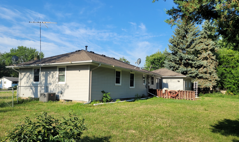 6616 68th Ave N, Brooklyn Park, MN 55428