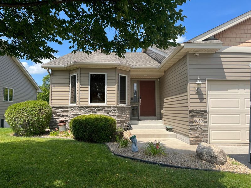 6040 Iris Ln, Rockford, MN 55373