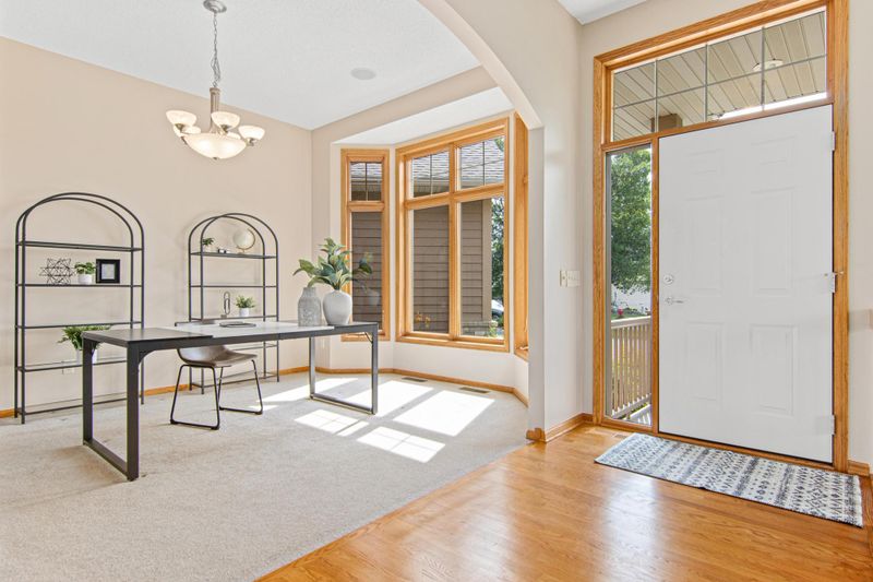 13143 Drumcliffe Way, Rosemount, MN 55068
