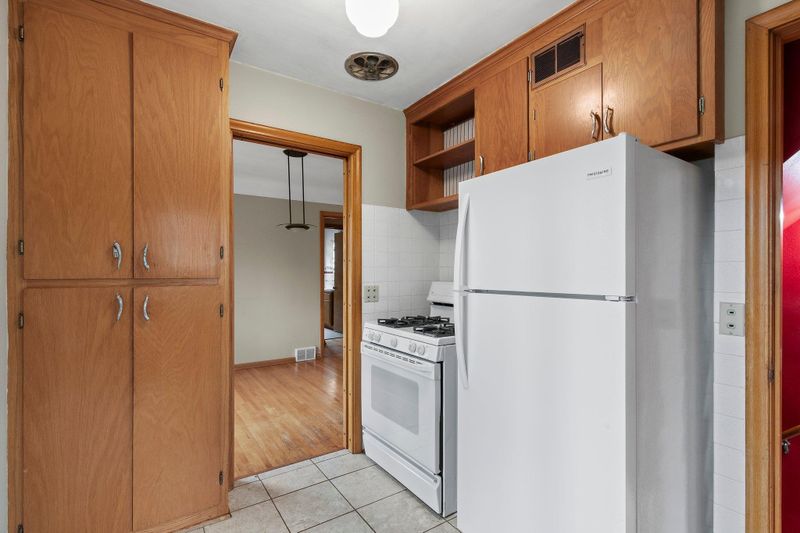 6037 Washburn Ave S, Minneapolis, MN 55410