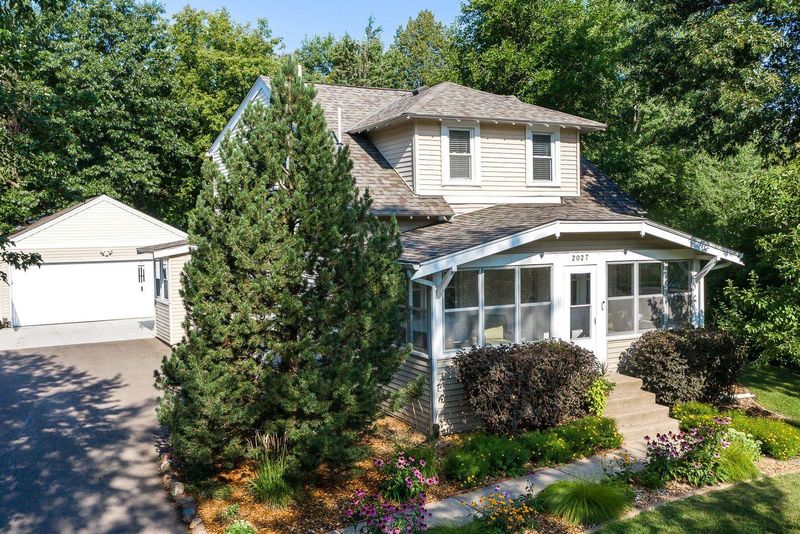 2027 Margaret St N, North Saint Paul, MN 55109