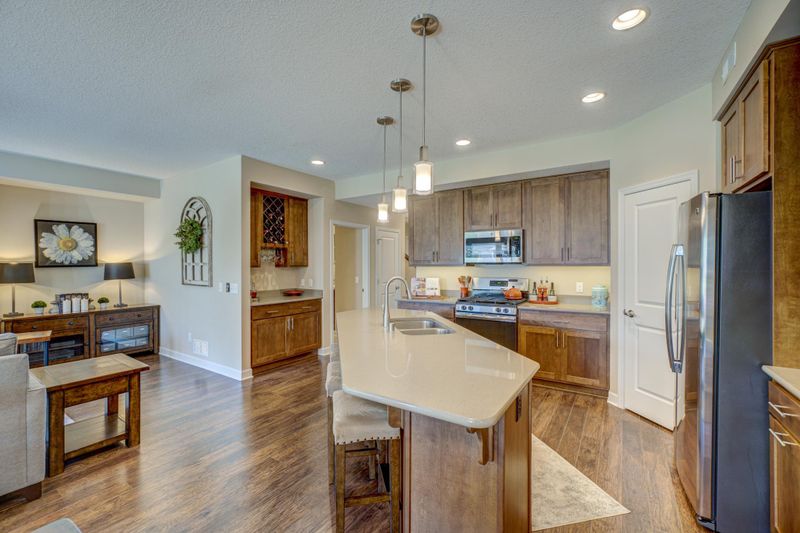 8876 9th Pl N, Lake Elmo, MN 55042