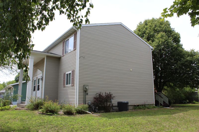 4531 14th Ave NW, Rochester, MN 55901
