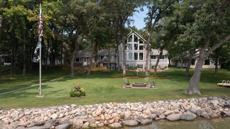 40652 Holiday Trl, Battle Lake, MN 56515