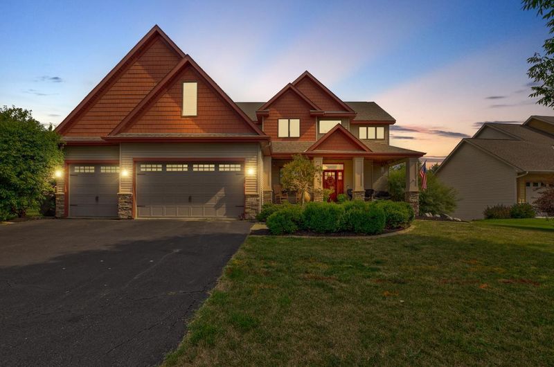 1614 Sparrow Rd, Waconia, MN 55387