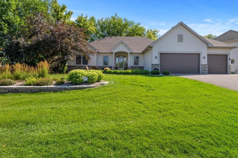 9338 Peony Ln N, Maple Grove, MN 55311