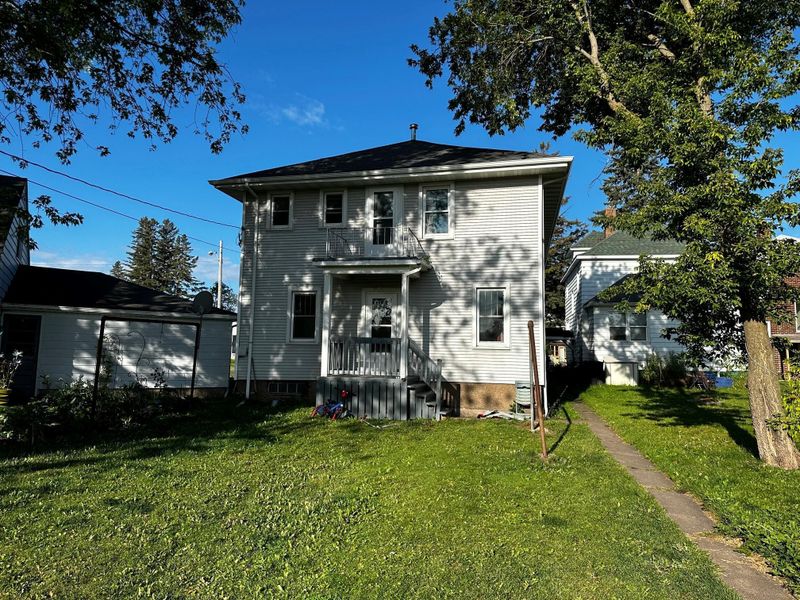 1530 Grand Ave, Superior, WI 54880