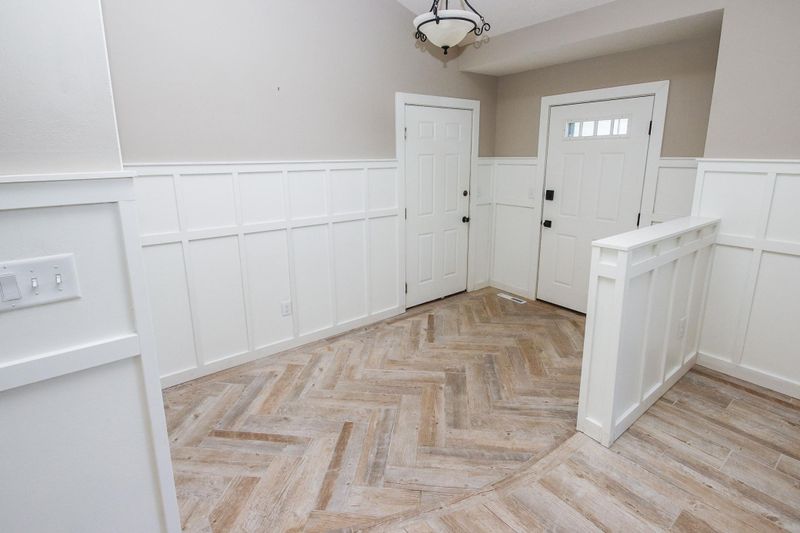 1024 Hillside Rd, Sauk Rapids, MN 56379