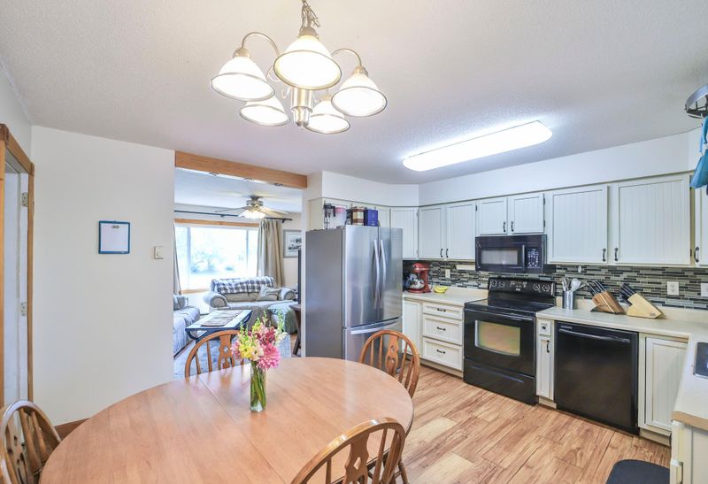 420 Fir Ave NW, Wadena, MN 56482