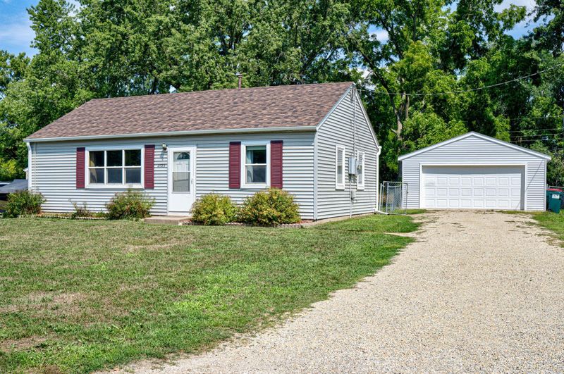 2723 Markay St SE, Rochester, MN 55904