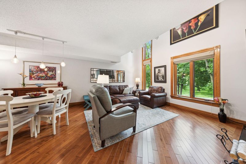 4 Irvine Pk #4B, Saint Paul, MN 55102
