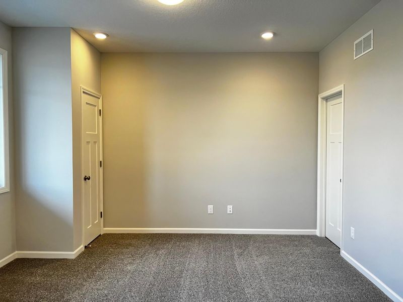 13851 Geneva Ave N, Hugo, MN 55038