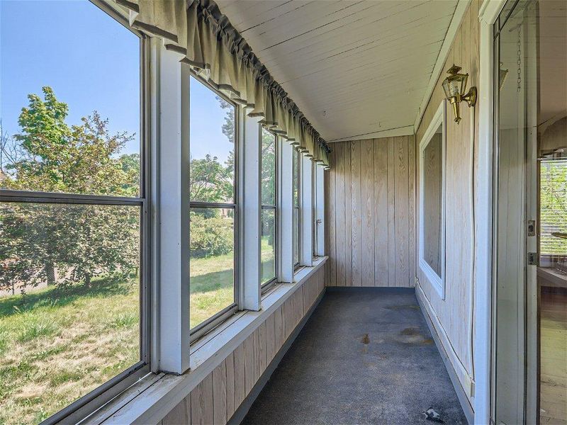 559 Smith Ave S, Saint Paul, MN 55107