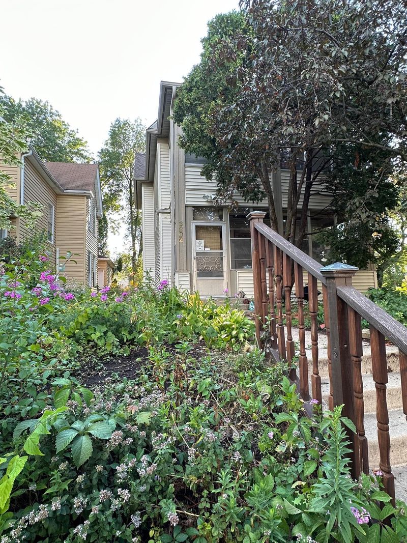 3202 Harriet Ave, Minneapolis, MN 55408