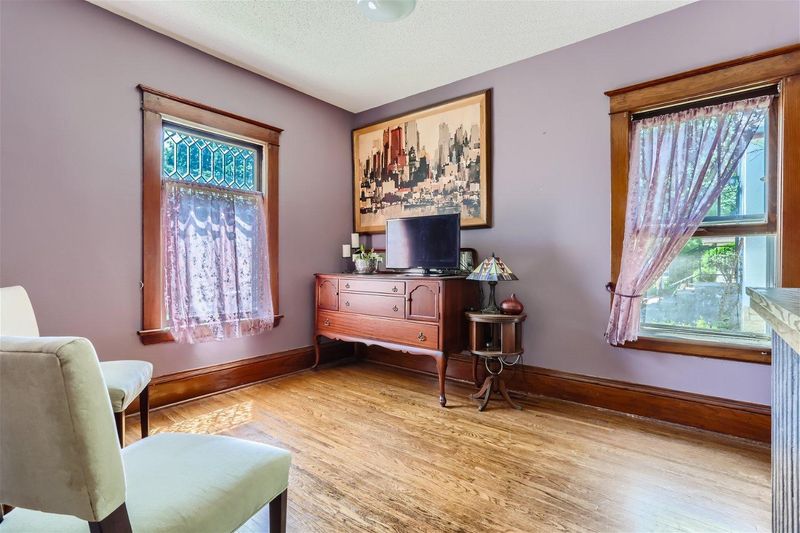 1299 Juno Ave, Saint Paul, MN 55116