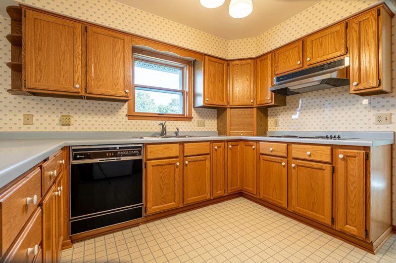 20182 Ulm Ave, Hutchinson, MN 55350