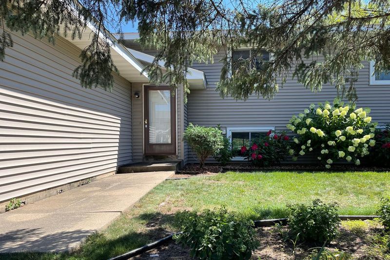 4568 Horizon Cir, Eagan, MN 55123