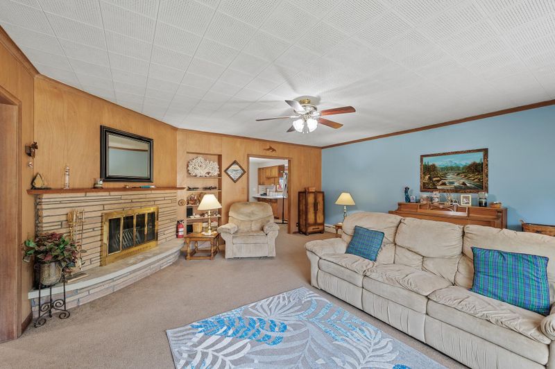 1966 4th St, White Bear Lake, MN 55110