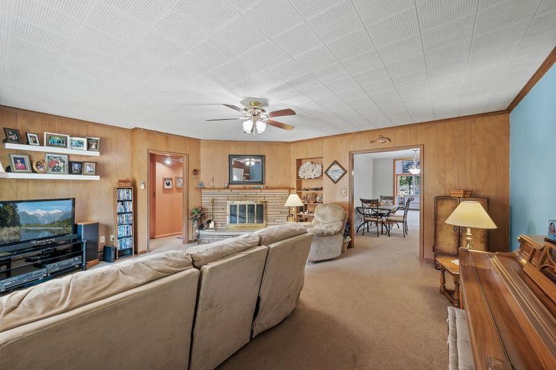 1966 4th St, White Bear Lake, MN 55110