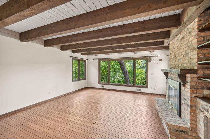 6730 Willow Ln, Brooklyn Center, MN 55430
