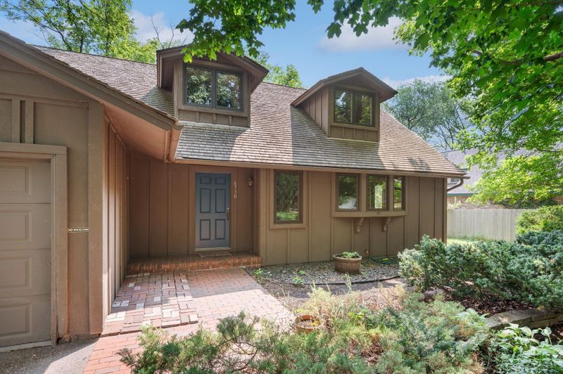 6730 Willow Ln, Brooklyn Center, MN 55430
