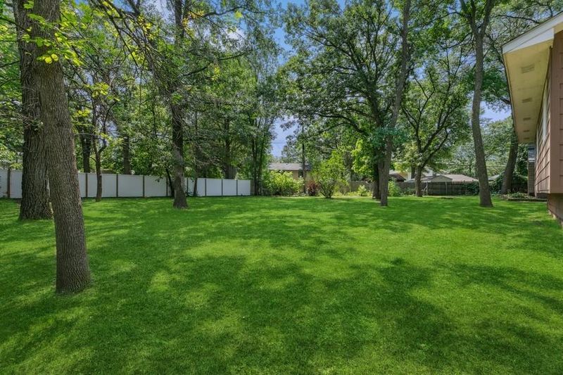 141 Oak Ave, Big Lake, MN 55309